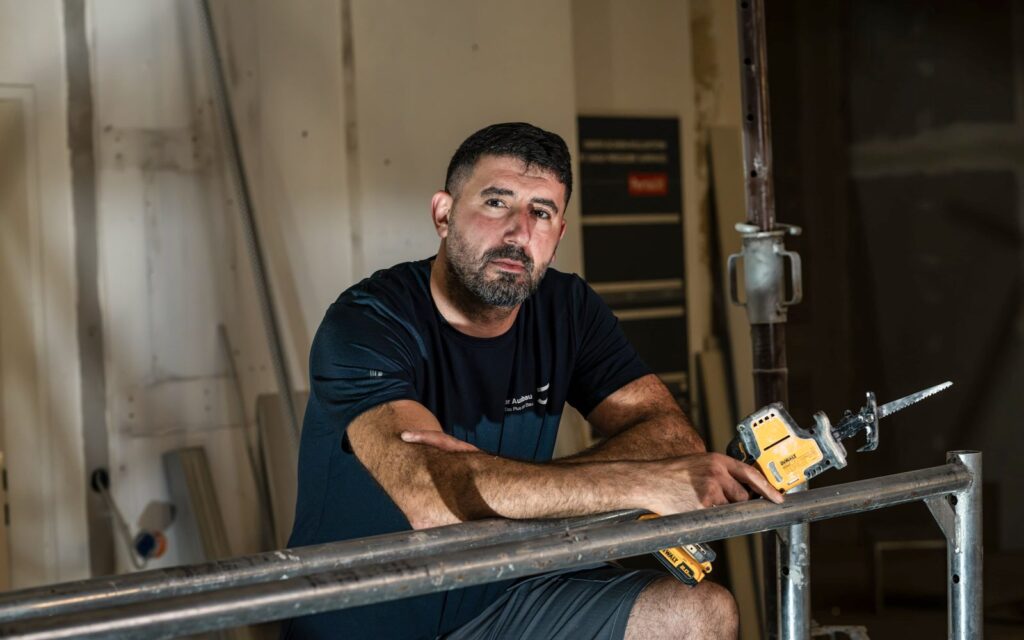 Mitarbeiter von Jaeger Ausbau am Gerüst